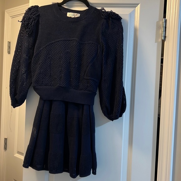 Stunning navy Miri’s set - Picture 1 of 3